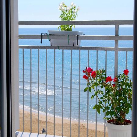 B&B Capo Rizzuto Fronte Mare Εξωτερικό φωτογραφία