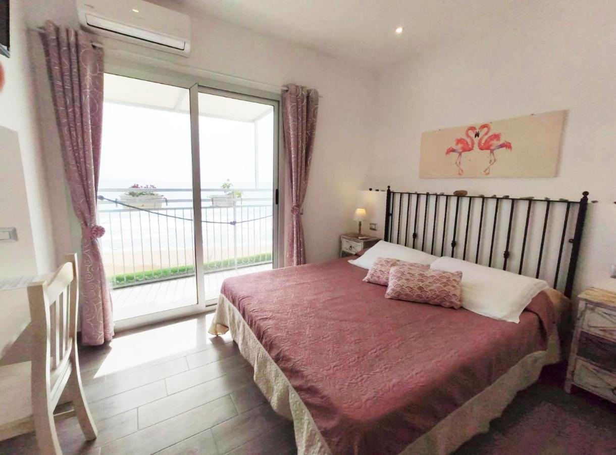 B&B Capo Rizzuto Fronte Mare Εξωτερικό φωτογραφία