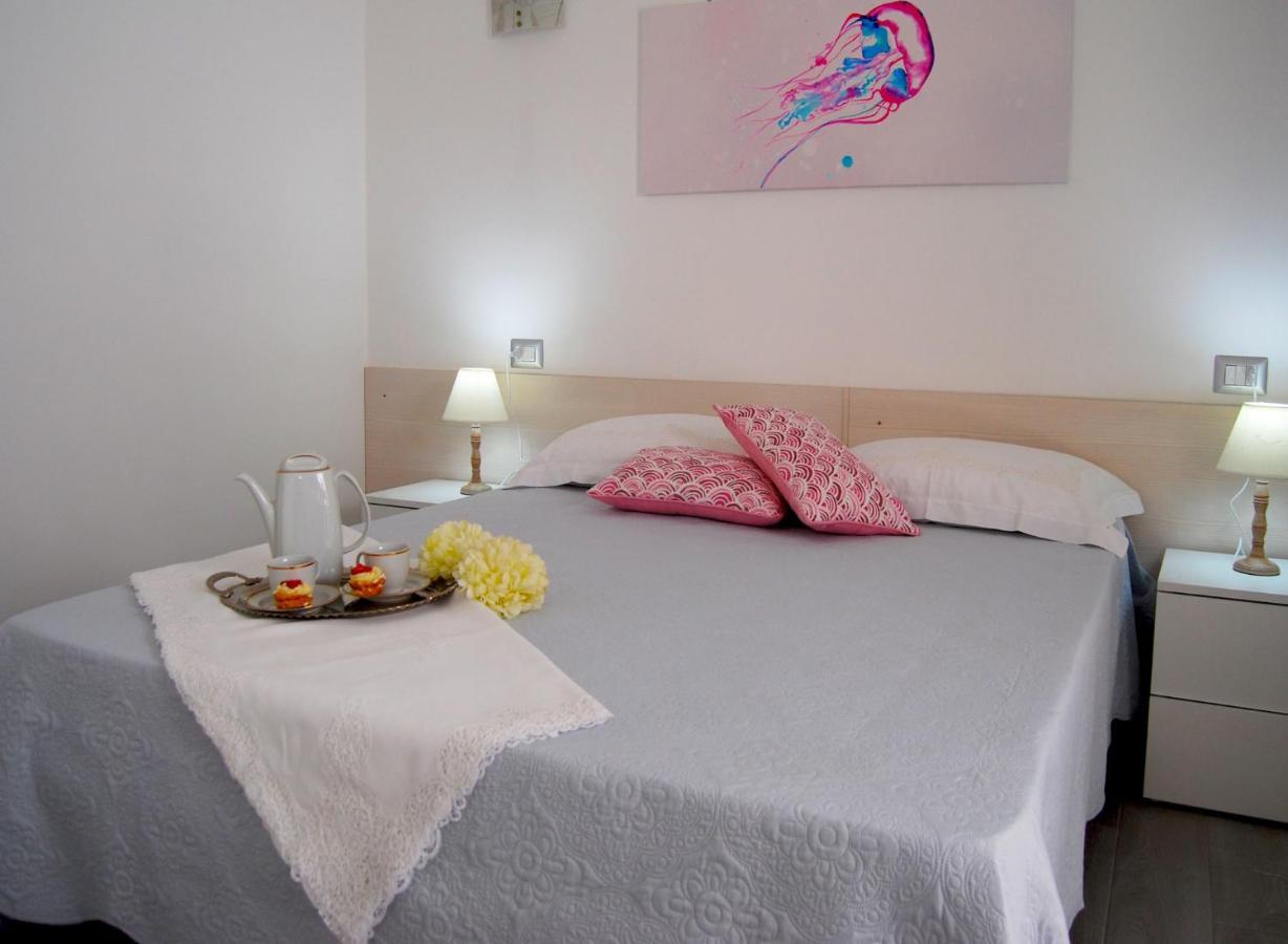 B&B Capo Rizzuto Fronte Mare Εξωτερικό φωτογραφία