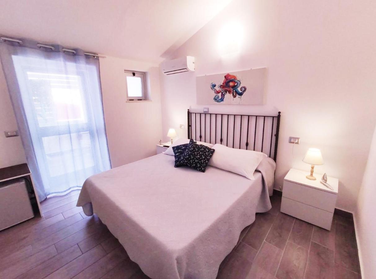 B&B Capo Rizzuto Fronte Mare Εξωτερικό φωτογραφία